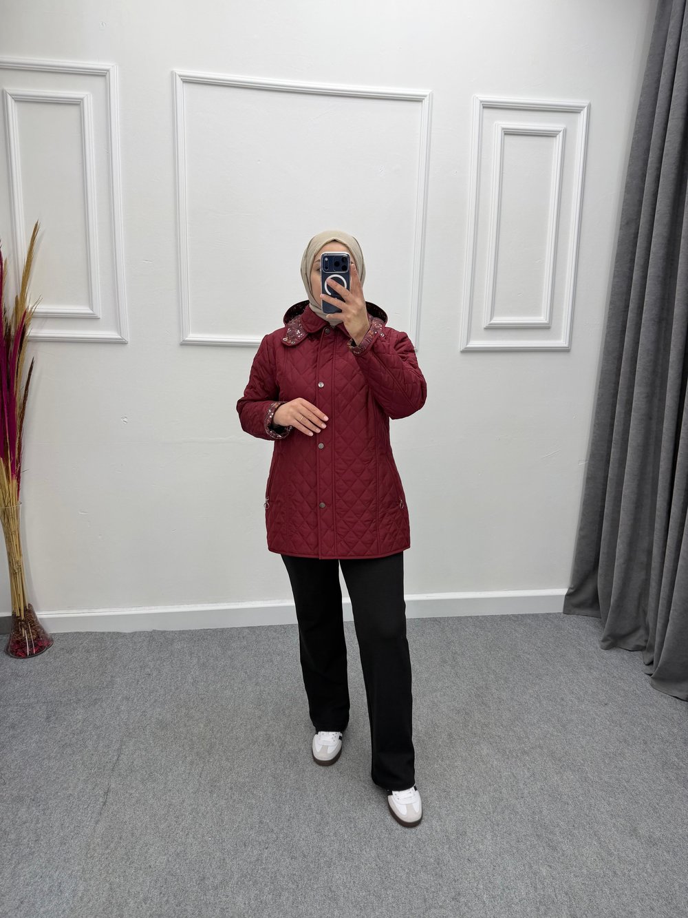 Bordo İçi Çiçek Desen Astarlı Mevsimlik Kapitone Ceket