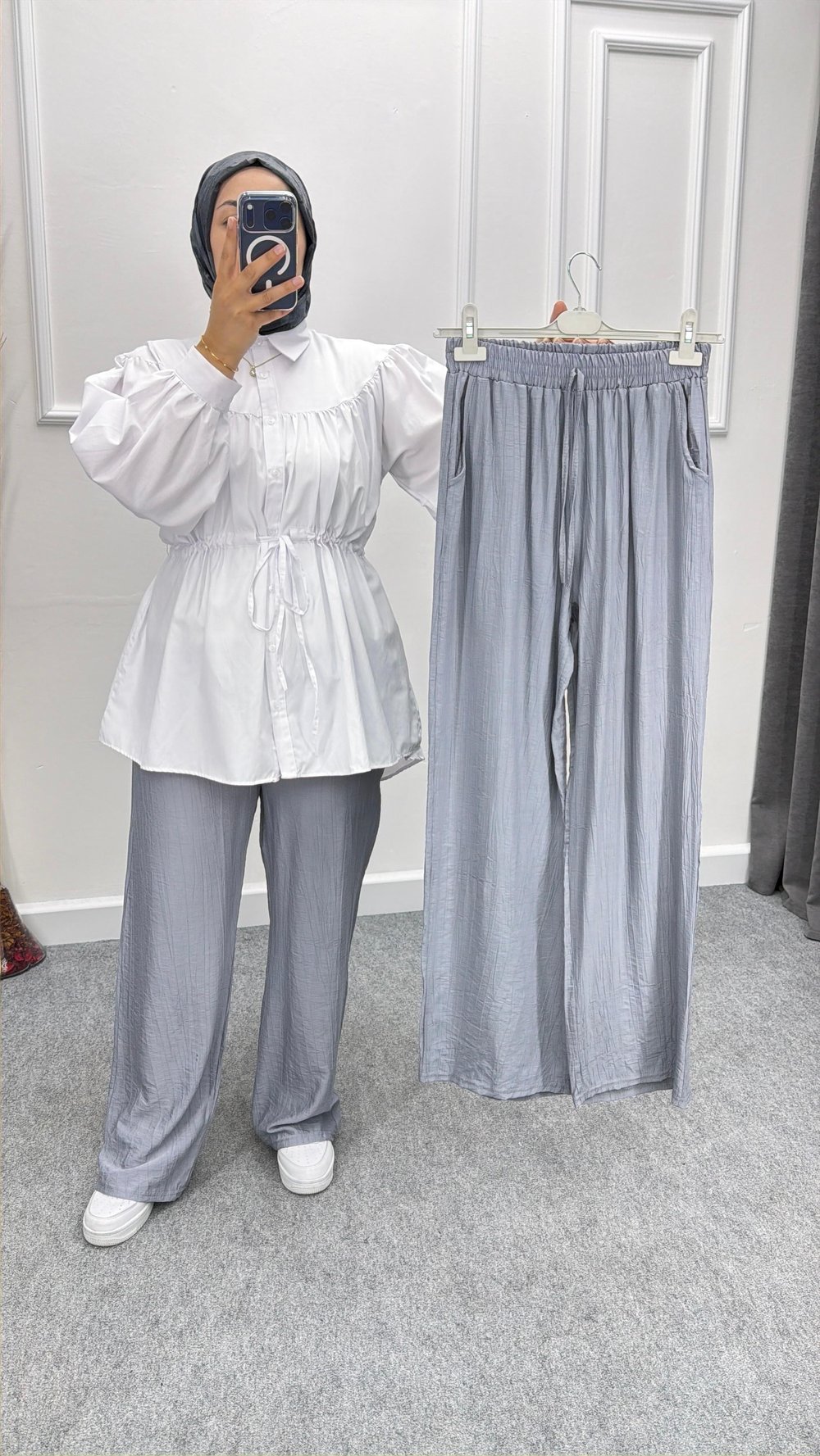 Gri Çilek Kumaş Cepli Bol Paça Pantolon