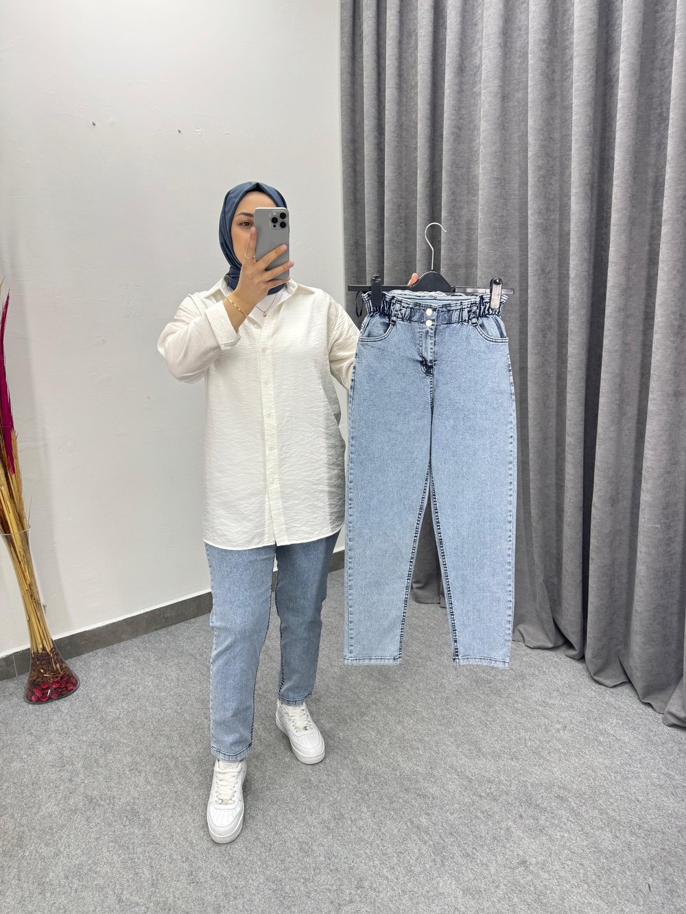 Kar Mavi Beli Lastikli Dar Paça Jean's