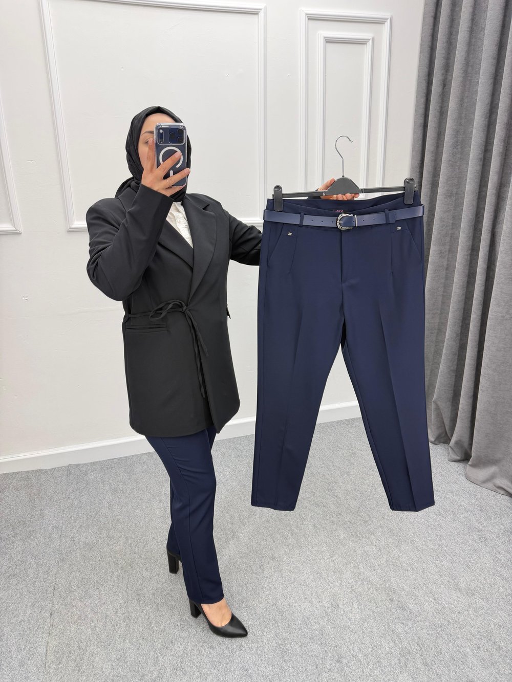 Lacivert Kemerli Kumaş Pantolon