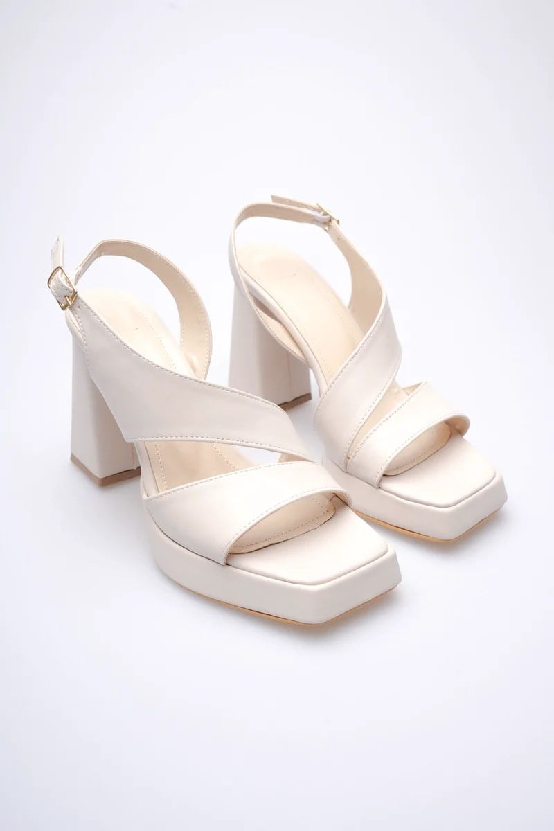 Bej Kadın Topuklu Platform Sandalet TR12MY04C