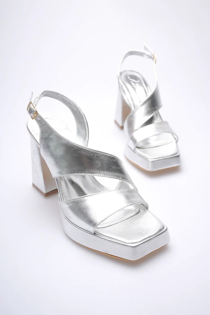 Gümüş Kadın Topuklu Platform Sandalet TR12MY04F