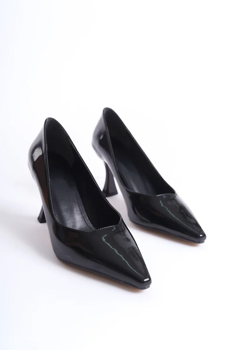 Kadın Siyah Rugan Stiletto TR08MS27A