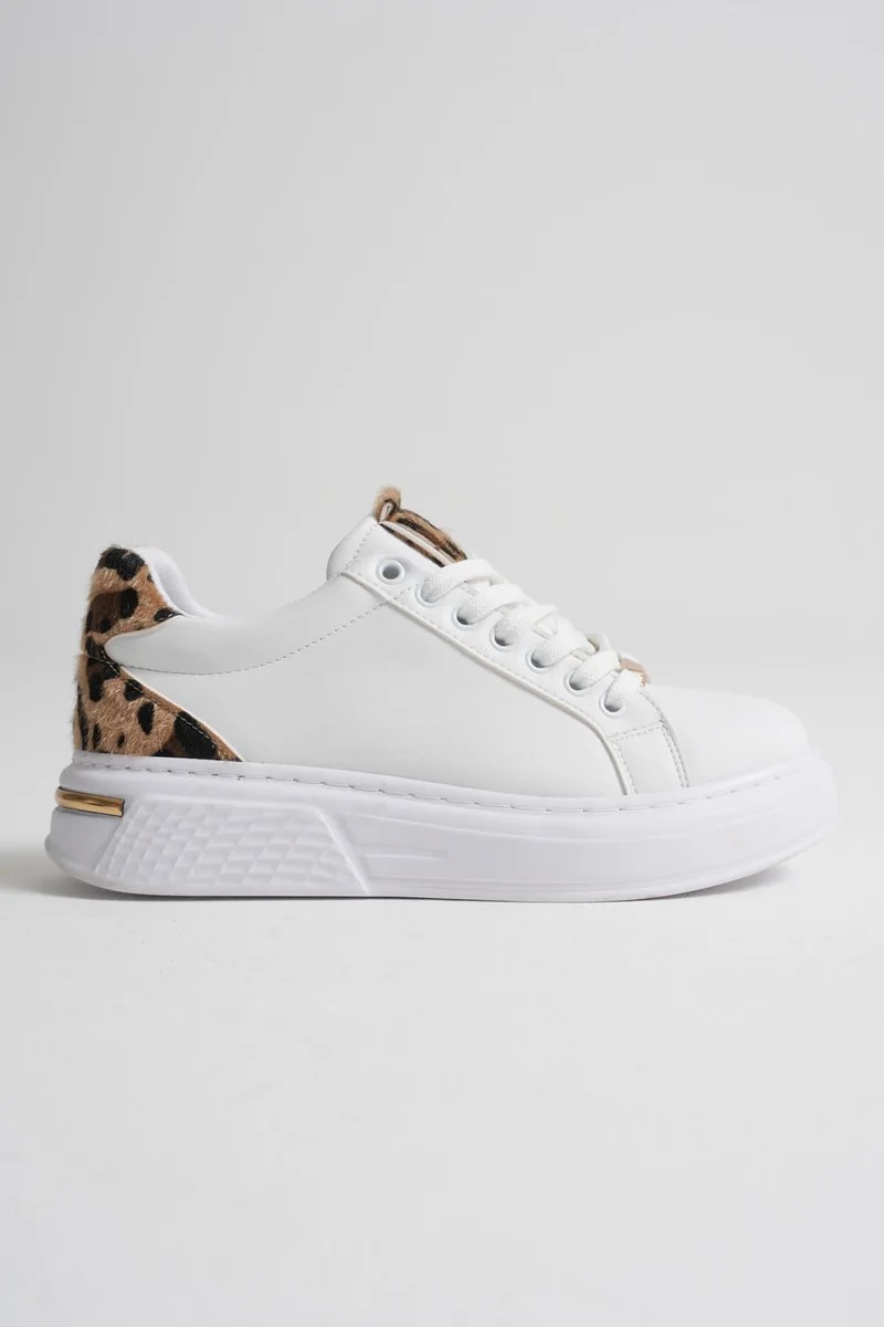 Leopar Detaylı Beyaz Kadın Spor Ayakkabı TR01MS03C