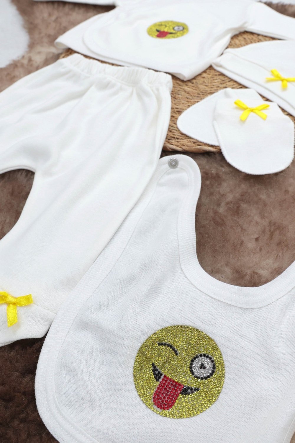 Sema Baby 5 Parça Hastane Çıkışı Zıbın Seti 0-3 Ay