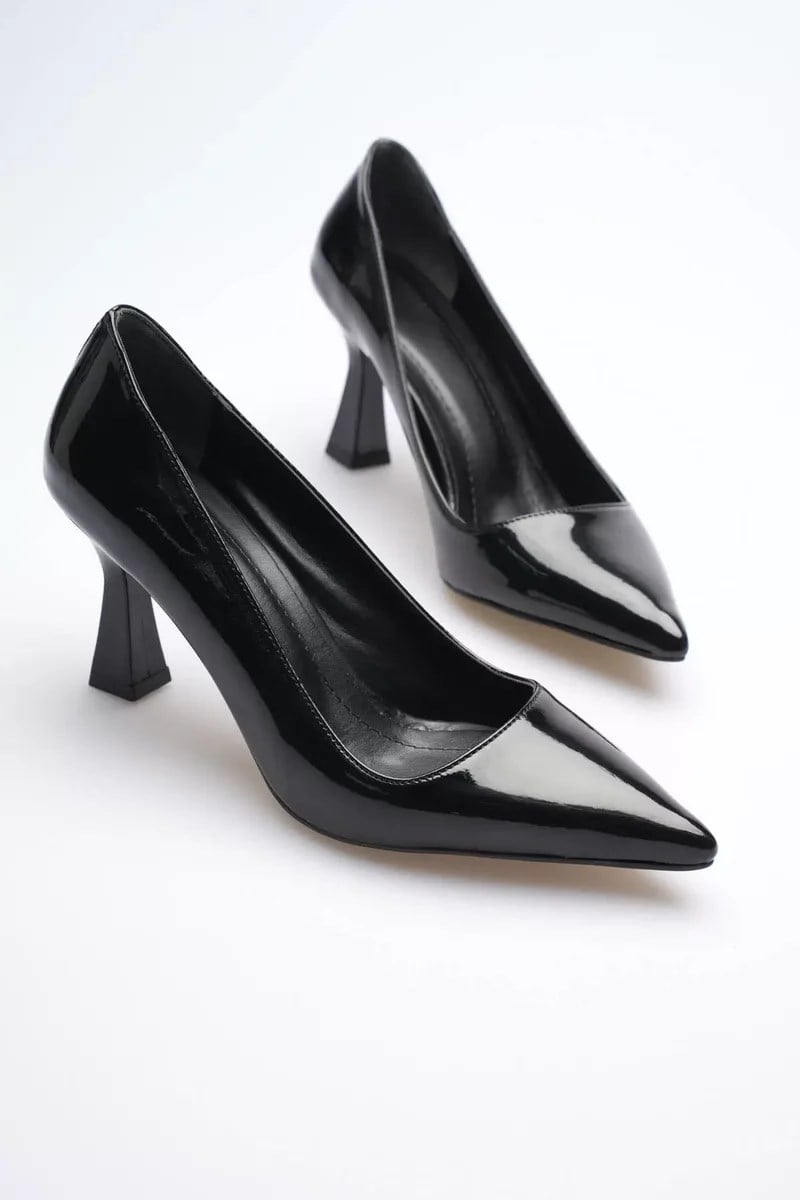 Siyah Rugan Topuklu Kadın Stiletto TR20MS02E