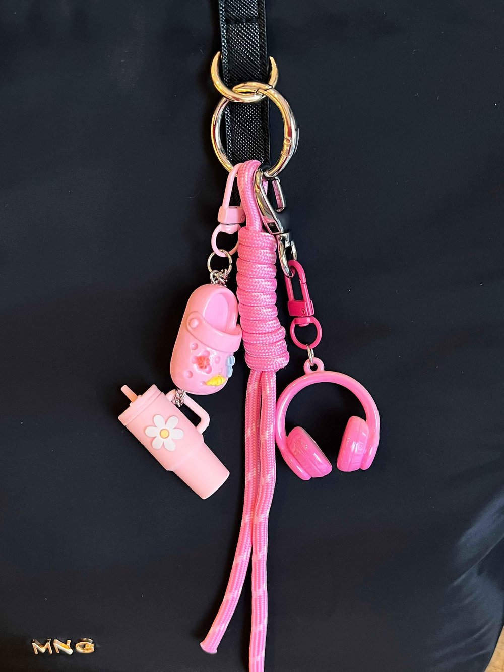 Charm Kulaklık Figürlü Anahtarlık - Çanta Charm (Pembe Termos Modeli)