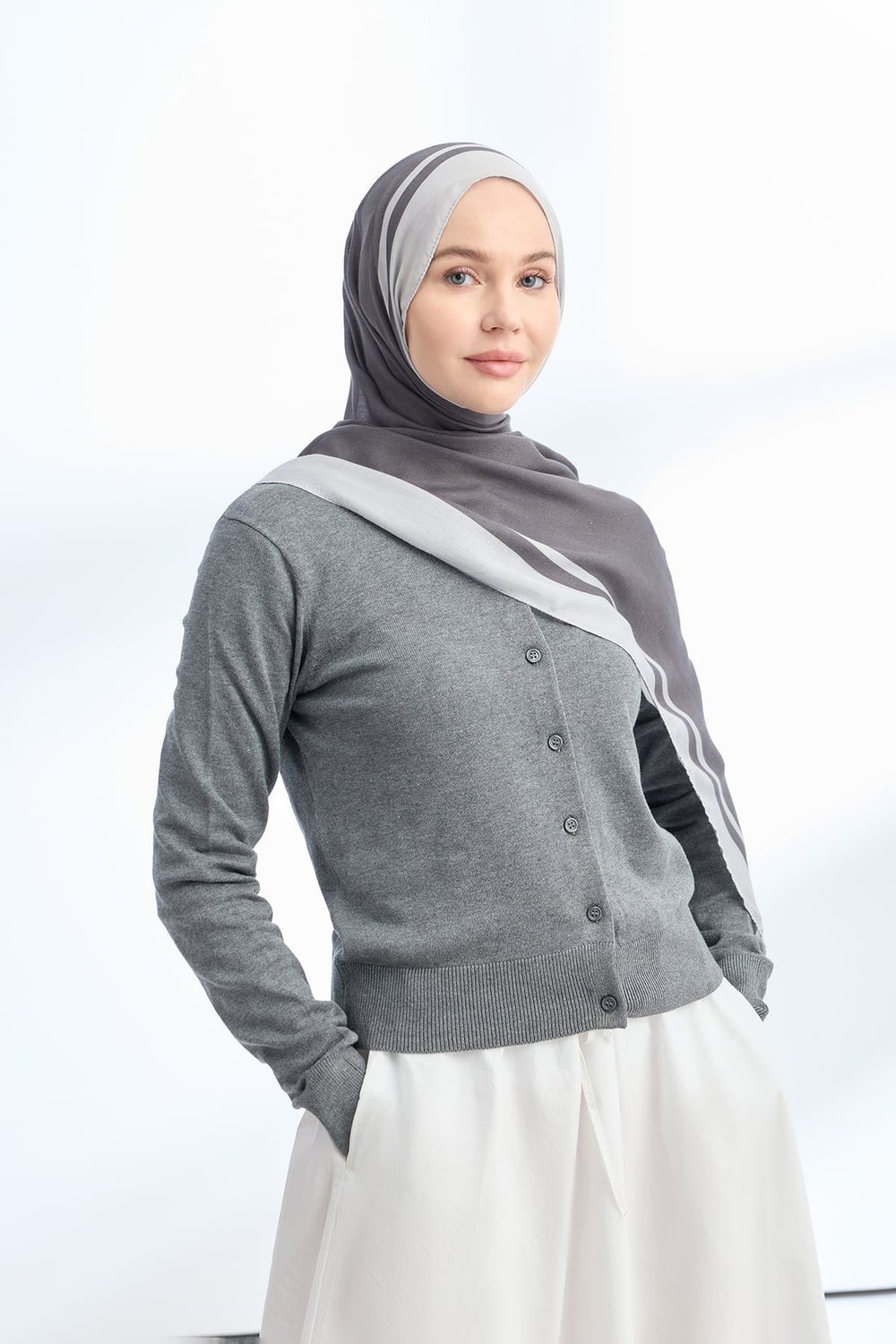 ELEGANT HARMONY FRAME DESEN ŞAL - FÜME - GRİ