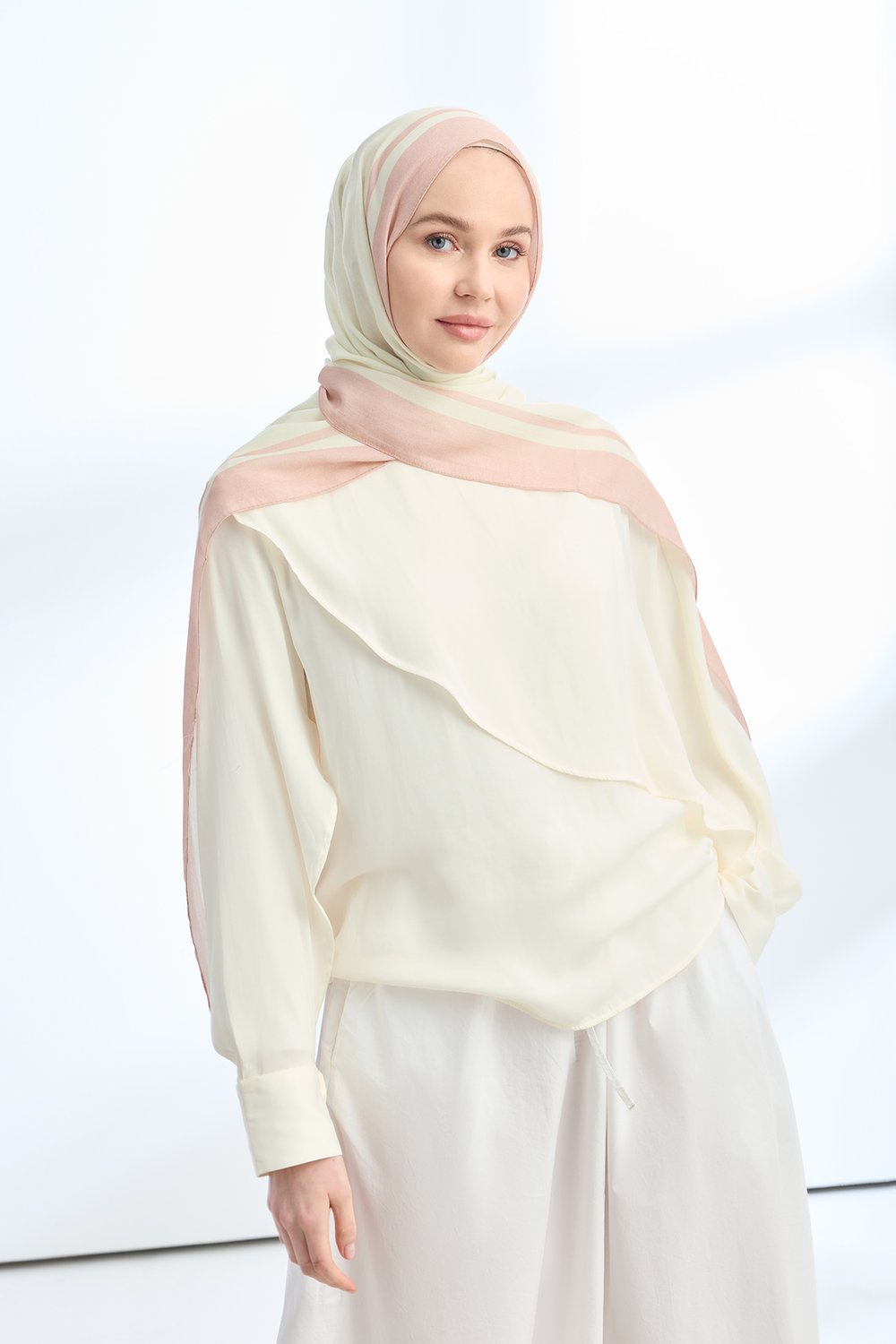 ELEGANT HARMONY FRAME DESEN ŞAL - KREM - PUDRA