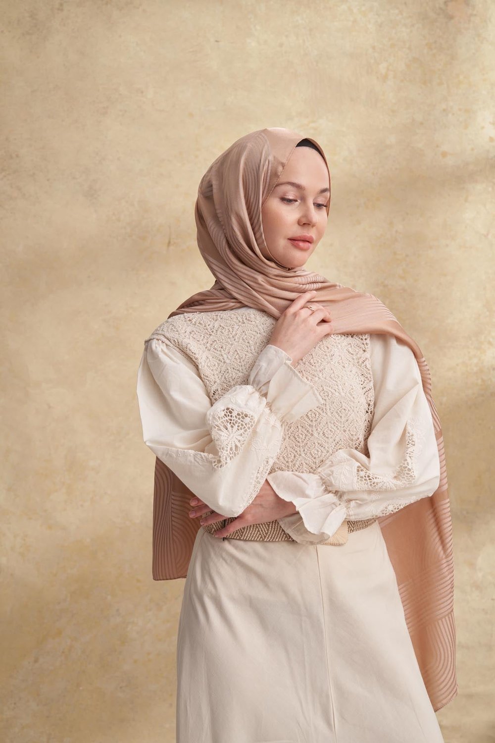 FIORI JAKAR LINE DESEN ŞAL - KOYU BEJ