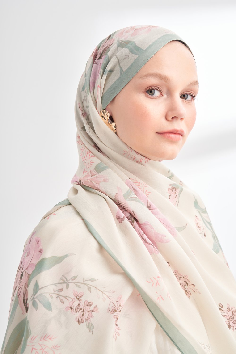 FLORAL ARCHIVE AVELINE DESEN ŞAL - NİL YEŞİLİ