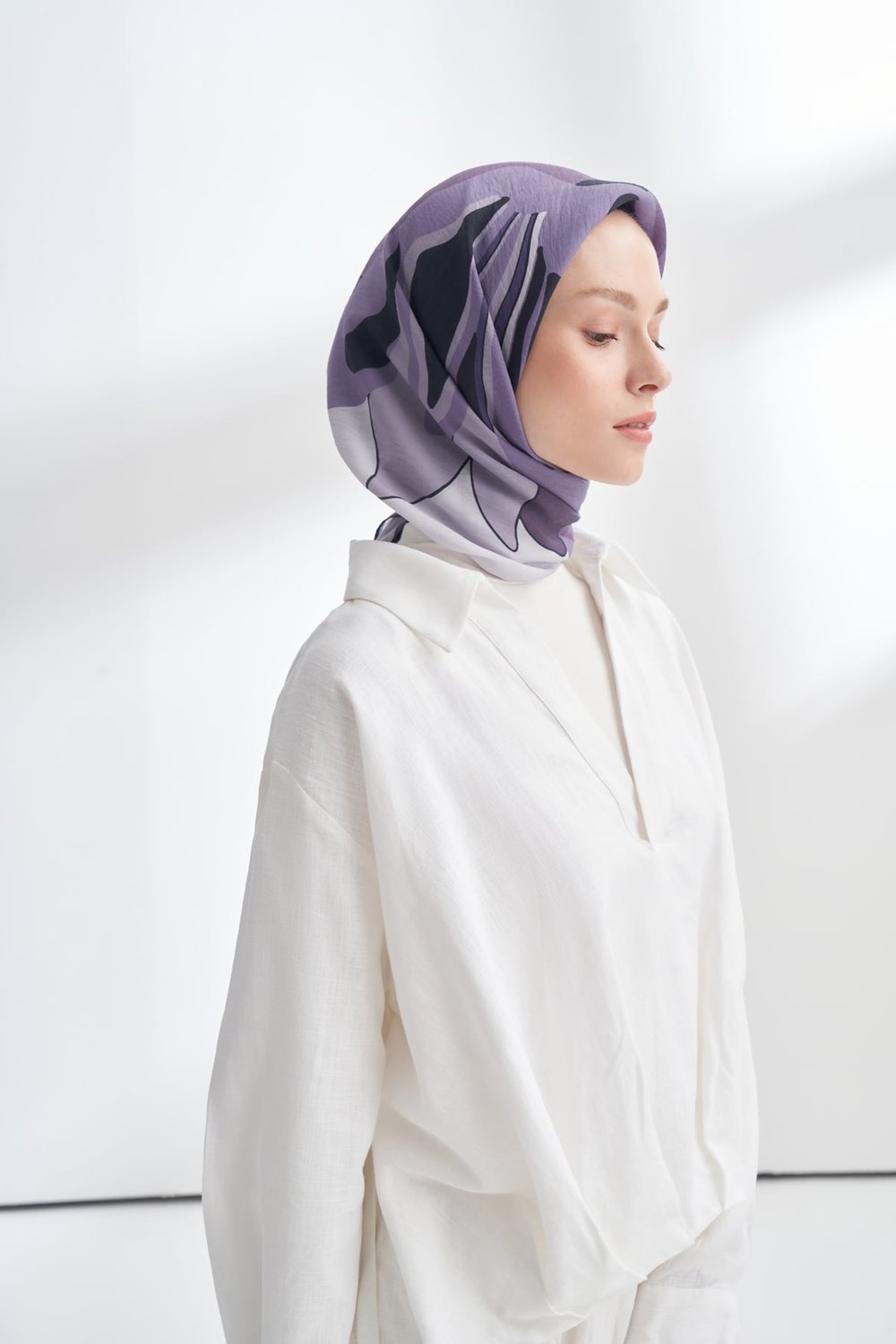 FLORAL MUSE DESEN THE TENCEL EDIT EŞARP - KOYU LEYLAK
