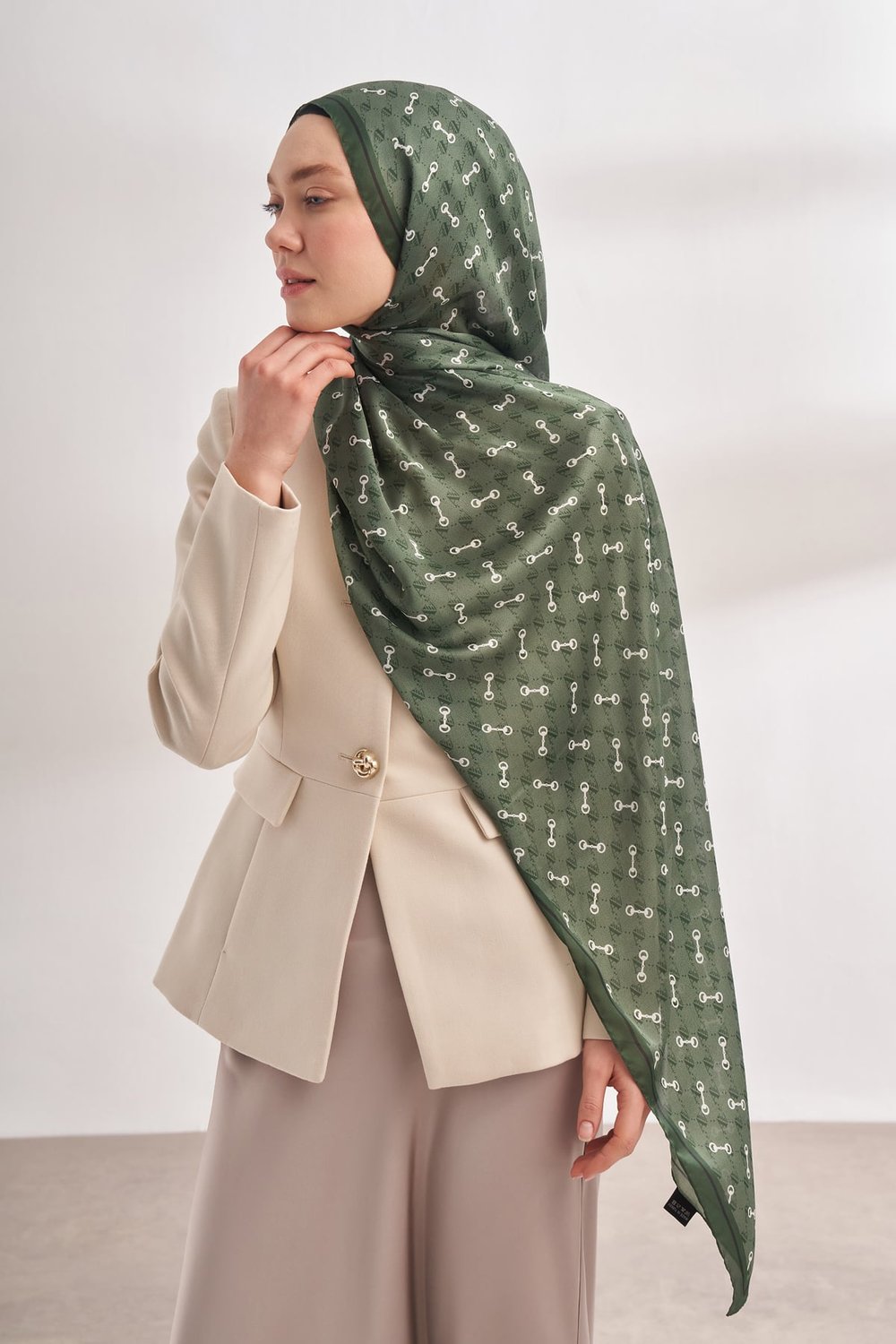 İTHAL VUAL MONOGRAM DESEN ŞAL - HAKİ