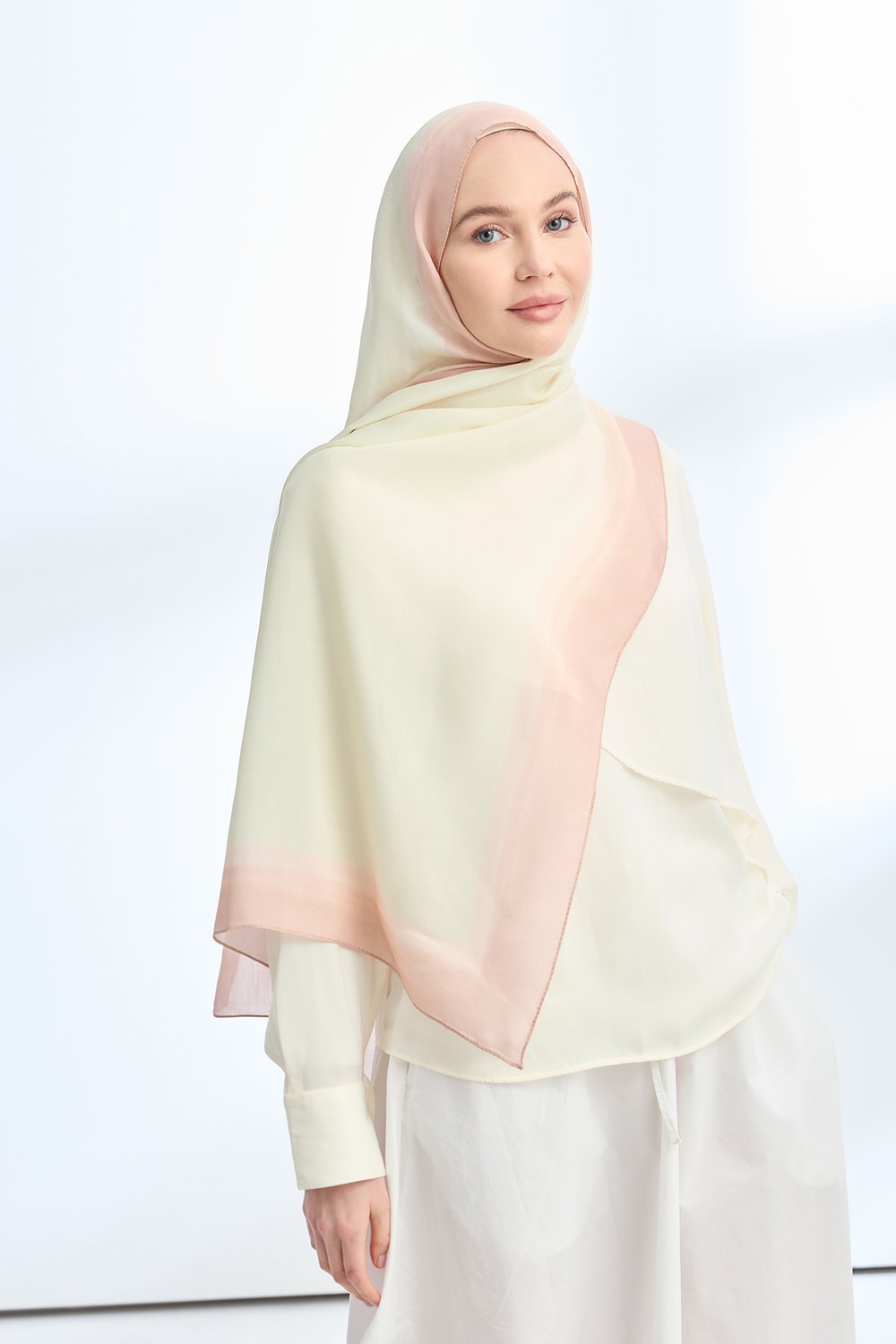 SOFT BLUSH FLOŞ VİSKON ŞAL - KREM - PUDRA