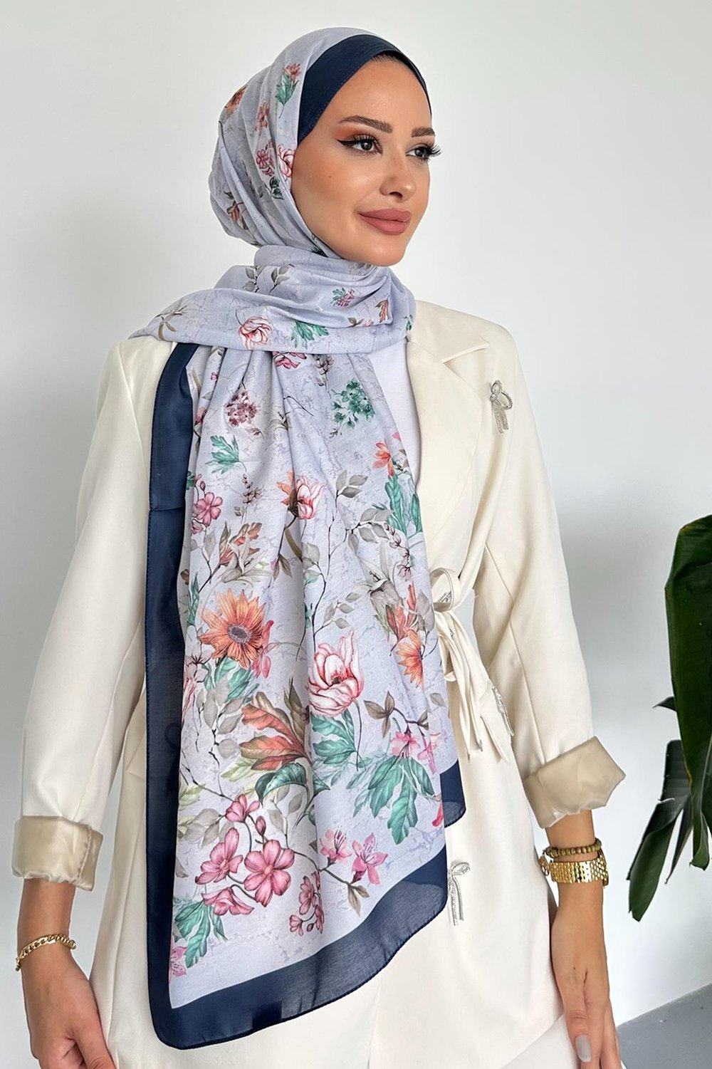  Flowers Çiçek Desenli Lacivert Renk Soft Pamuk Şal
