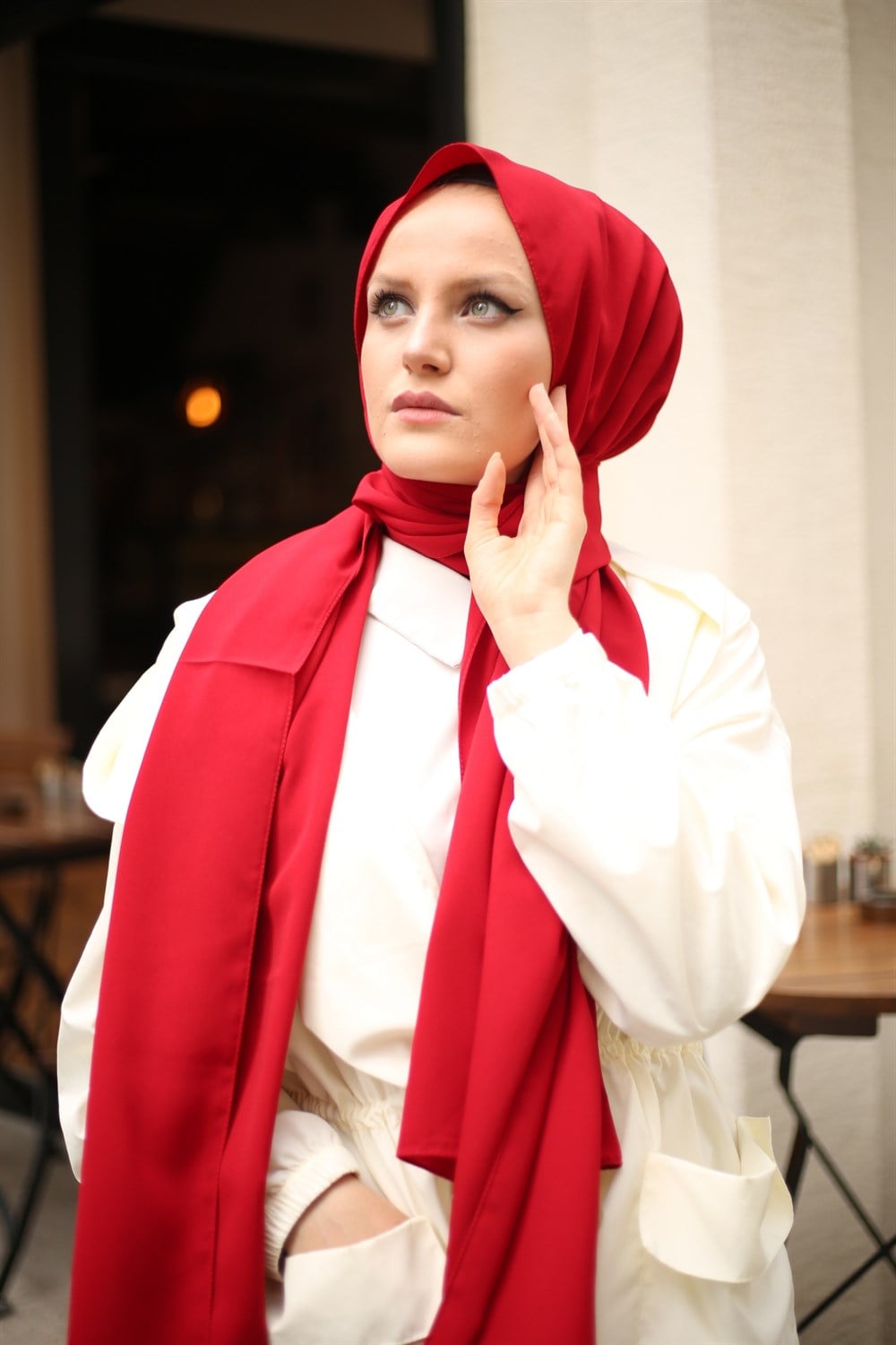 STELLA MEDİNE İPEĞİ ŞAL KIRMIZI