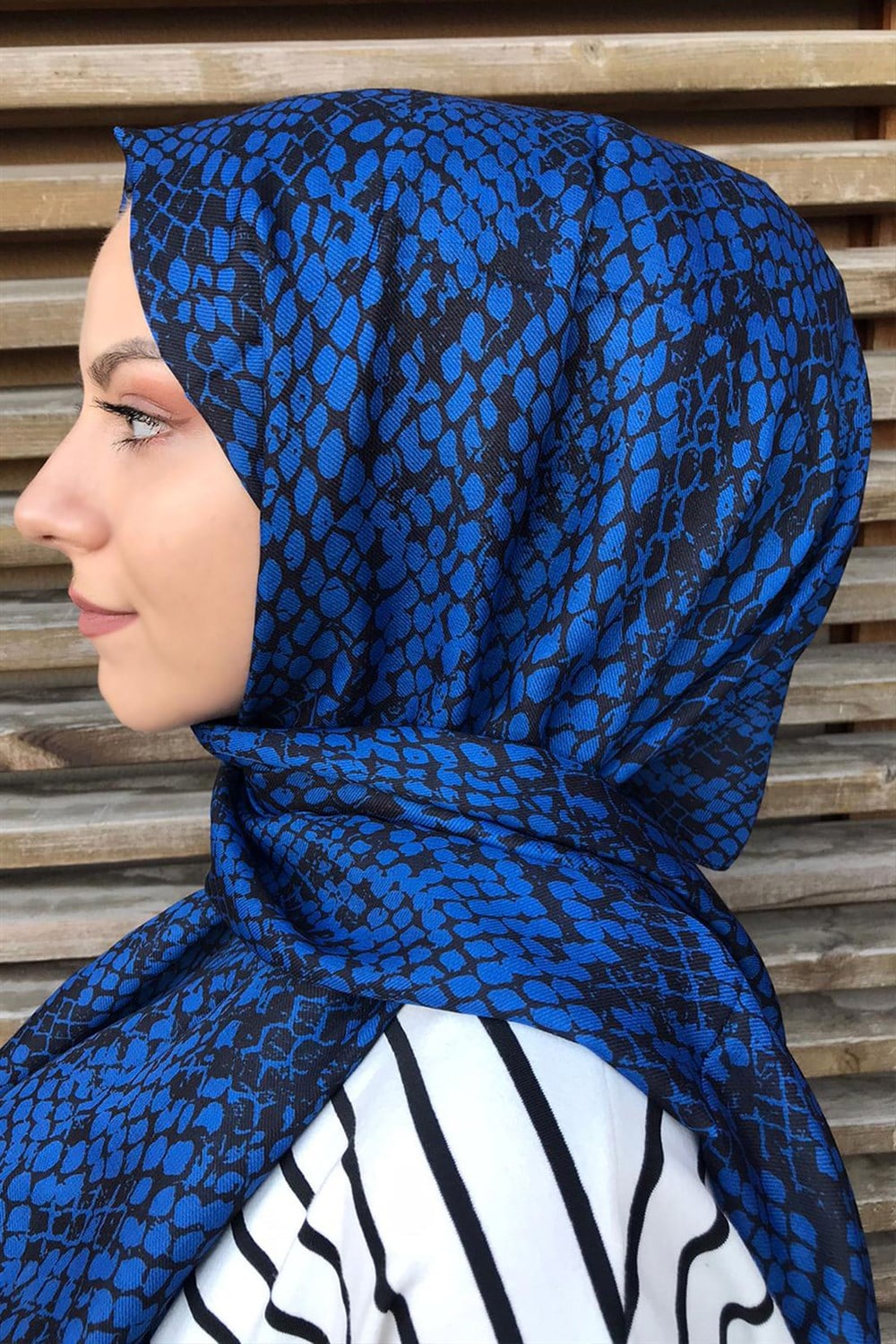 STELLA Snake Desen Pamuklu Şal Saks Mavi