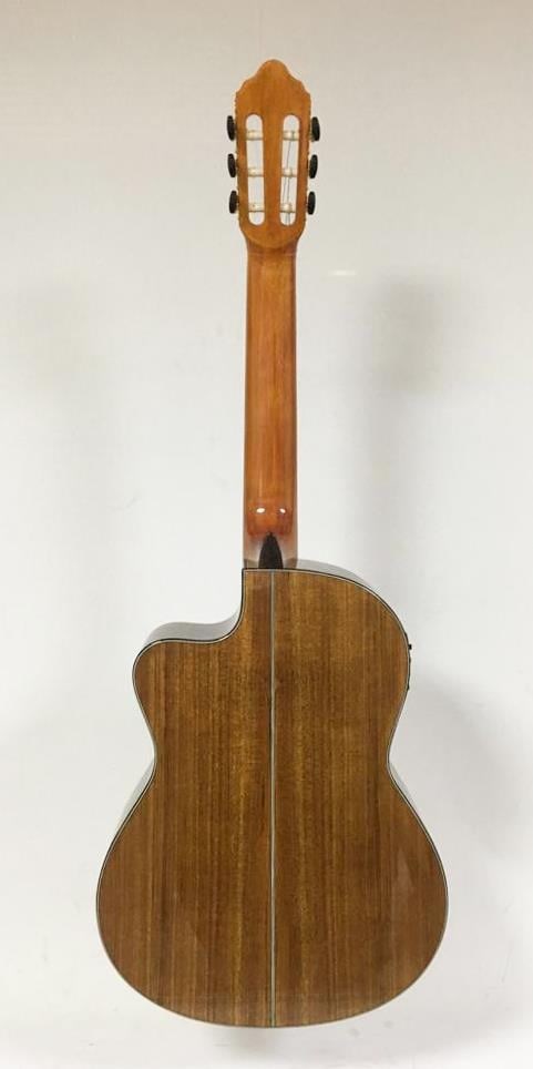 Valencia VC564CEBSB Elektro Klasik Gitar Cutaway 4/4 Kahve Sunburst