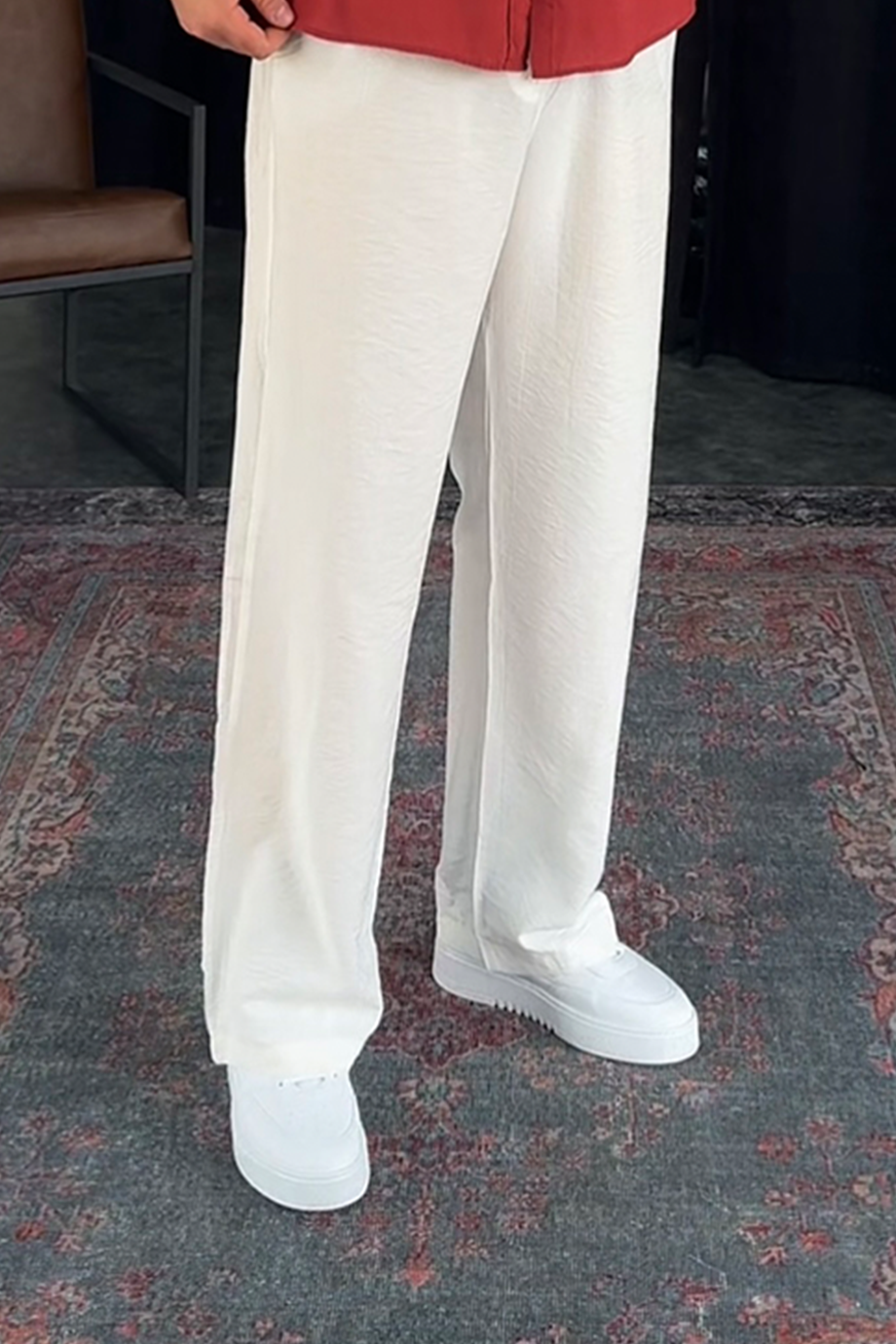 BEYAZ BAGGY BELİ LASTİKLİ PANTALON