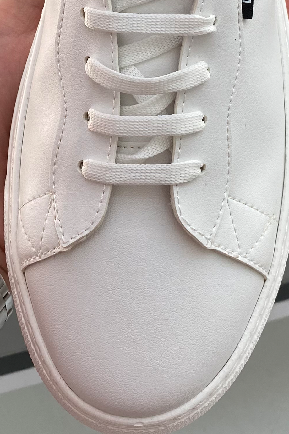 BEYAZ DERİ BASİC AYAKKABI