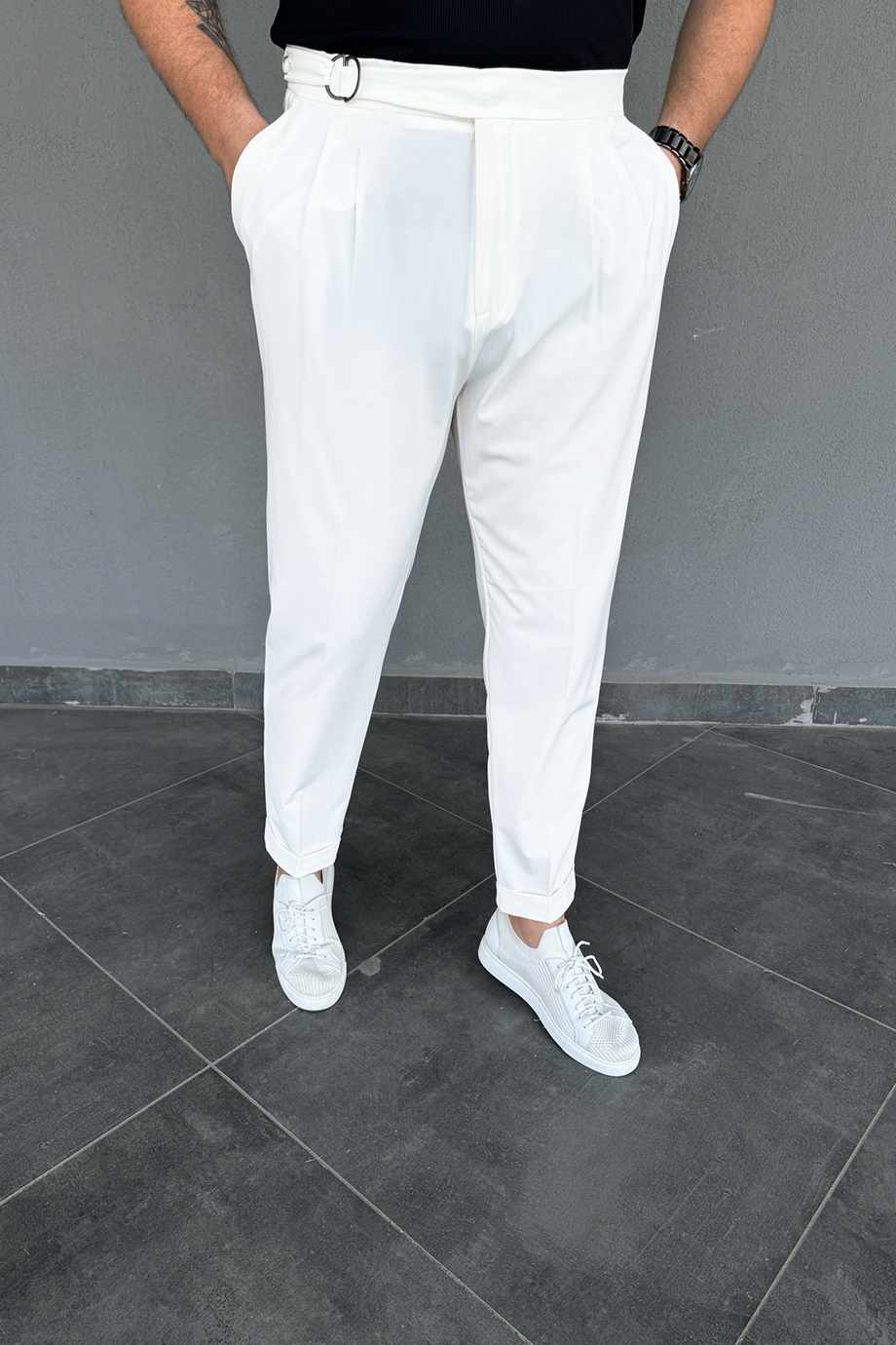 BEYAZ İTALYAN KESİM BEL TASARIM DETAYLI PANTALON