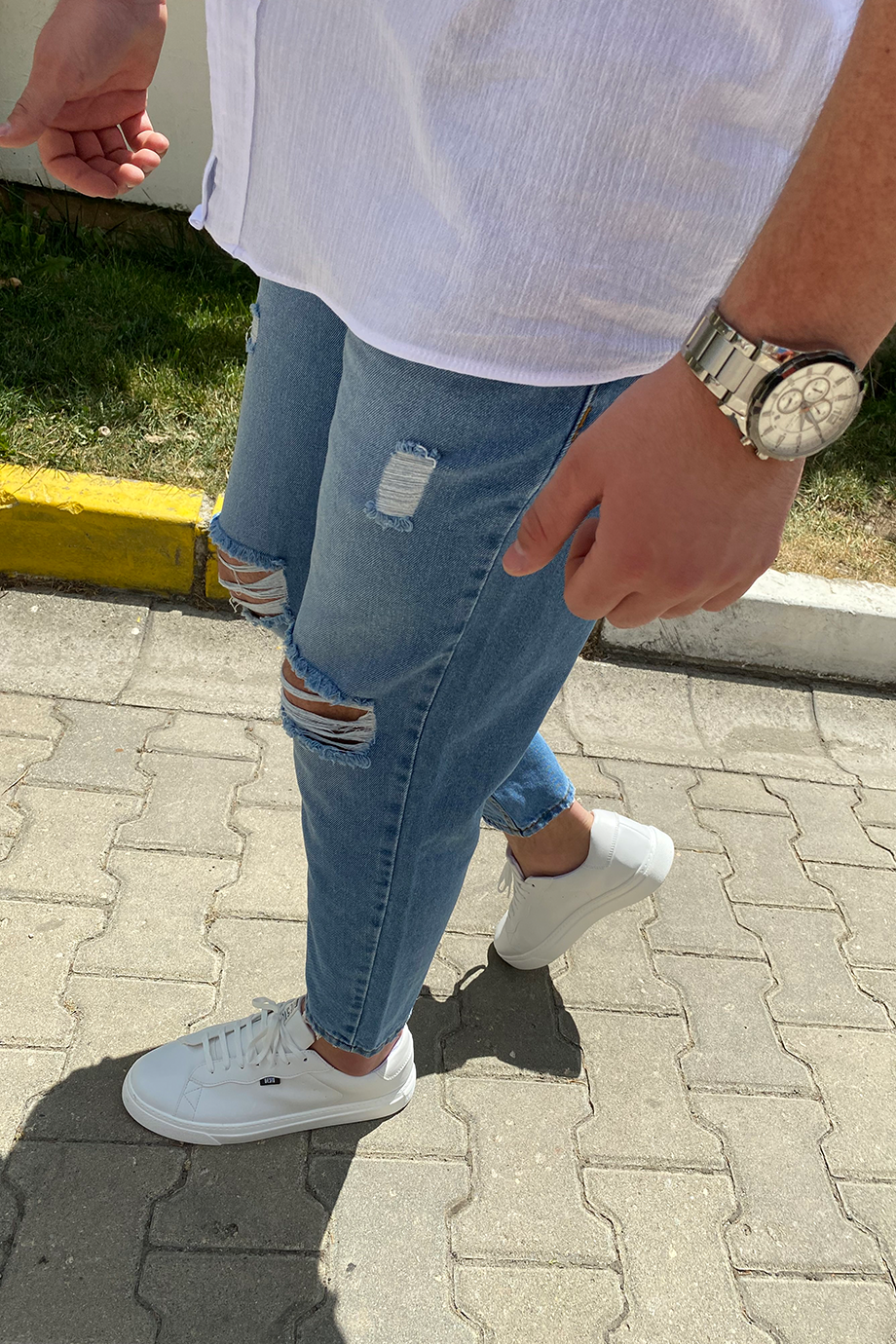 DİZ YIRTIK LAZER DETAYLI BOYFRIEND KOT PANTALON