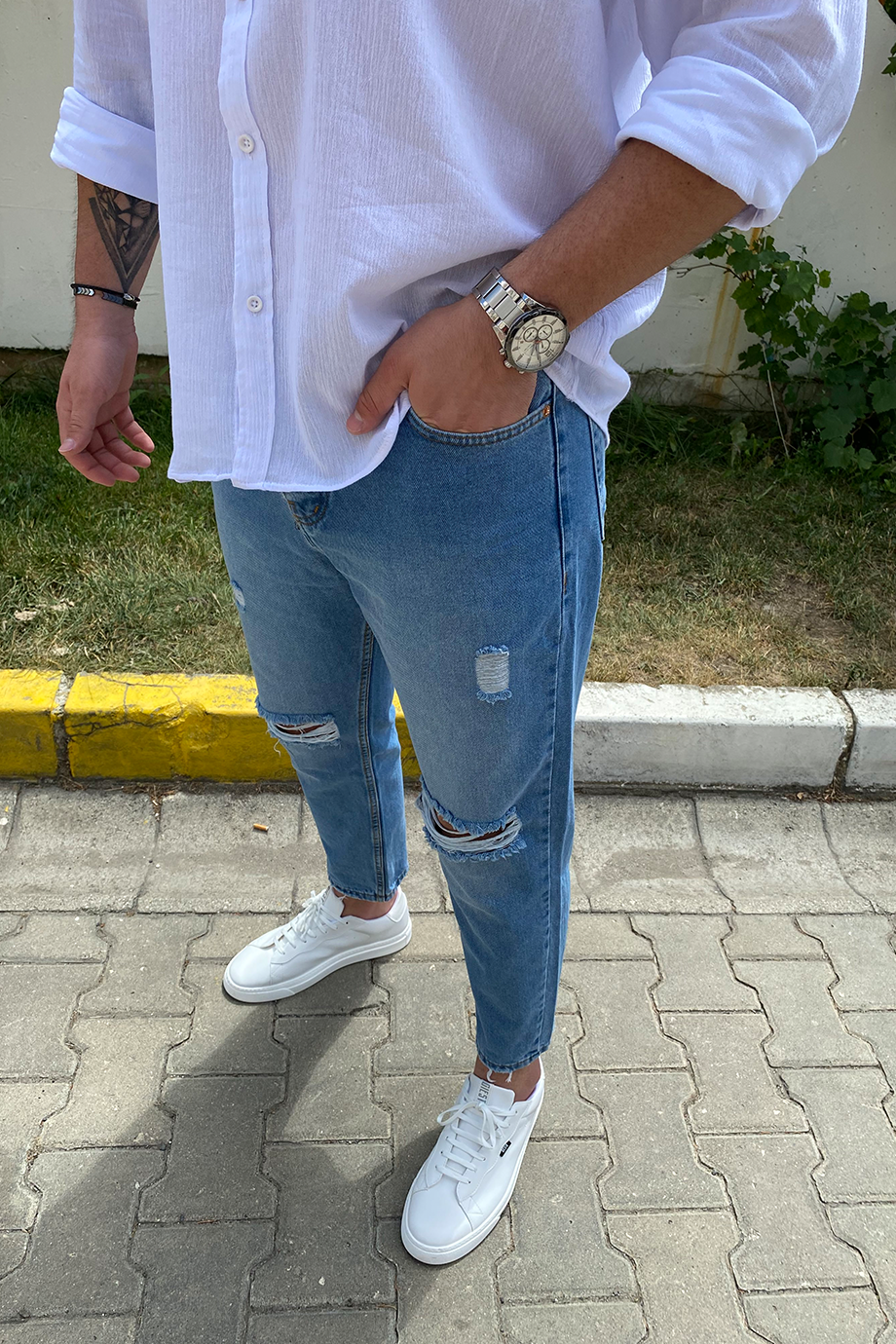 DİZ YIRTIK LAZER DETAYLI BOYFRIEND KOT PANTALON