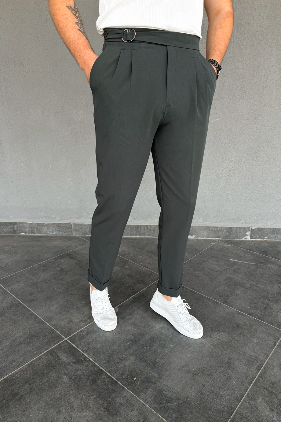 HAKİ İTALYAN KESİM BEL TASARIM DETAYLI PANTALON