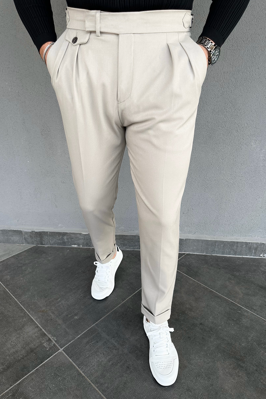 İTALYAN KESİM TOKA DETAYLI AÇIK BEJ PANTALON