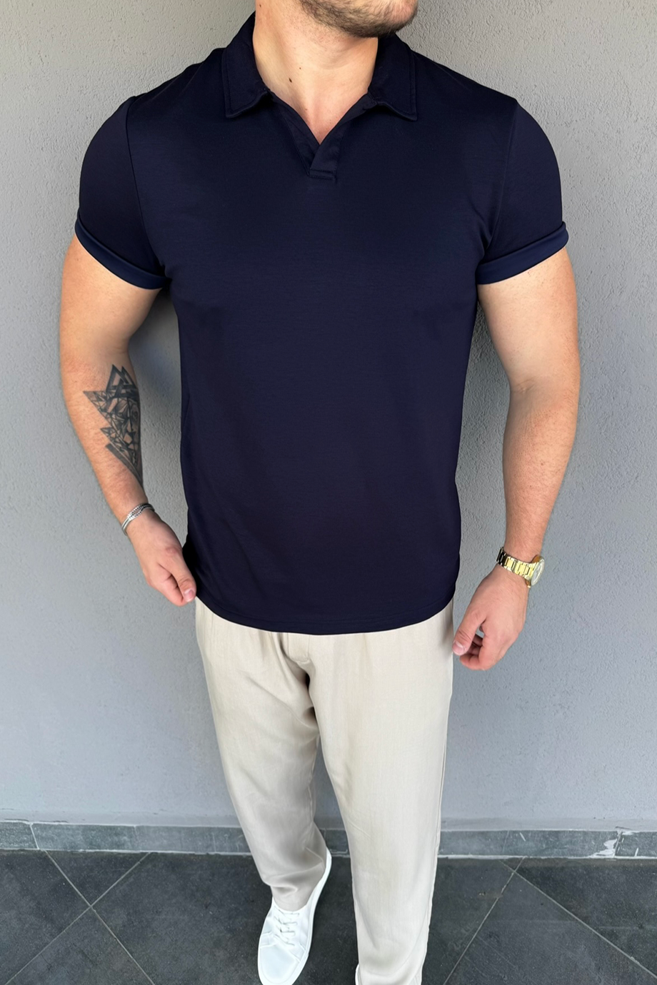 LACİVERT PREMİUM AÇIK YAKA KLASİK T-SHİRT