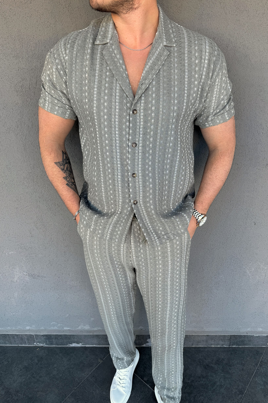 MİNT KENDİNDEN DESENLİ ÖZEL TASARIM GÖMLEK-PANTALON TAKIM