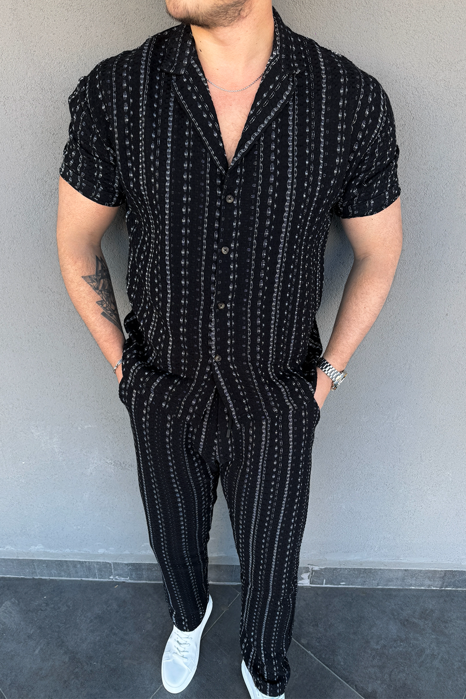 SİYAH KENDİNDEN DESENLİ ÖZEL TASARIM GÖMLEK-PANTALON TAKIM