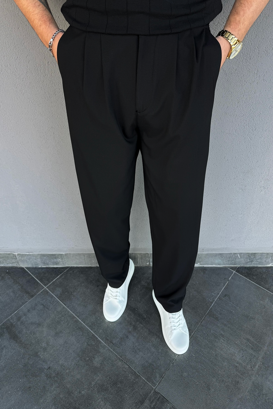 SİYAH PİLELİ BAGGY KALIP KUMAŞ PANTALON