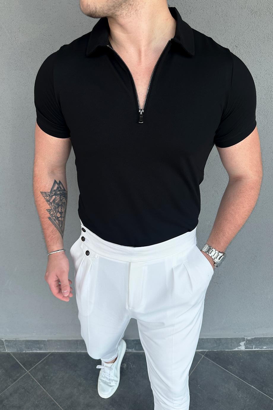 SİYAH YARIM FERMUARLI POLO YAKA T-SHİRT