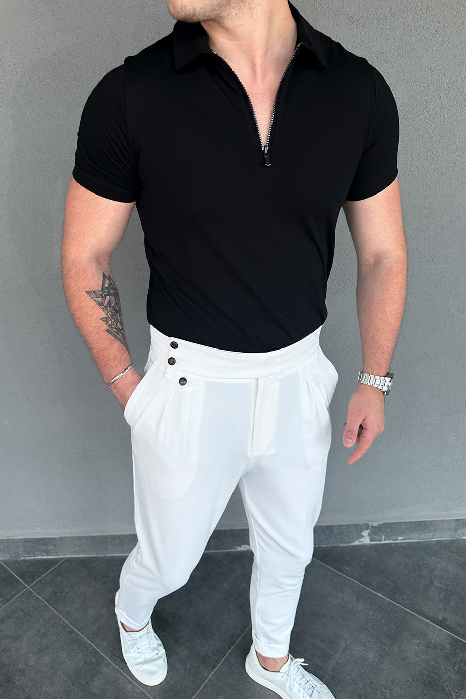 SİYAH YARIM FERMUARLI POLO YAKA T-SHİRT
