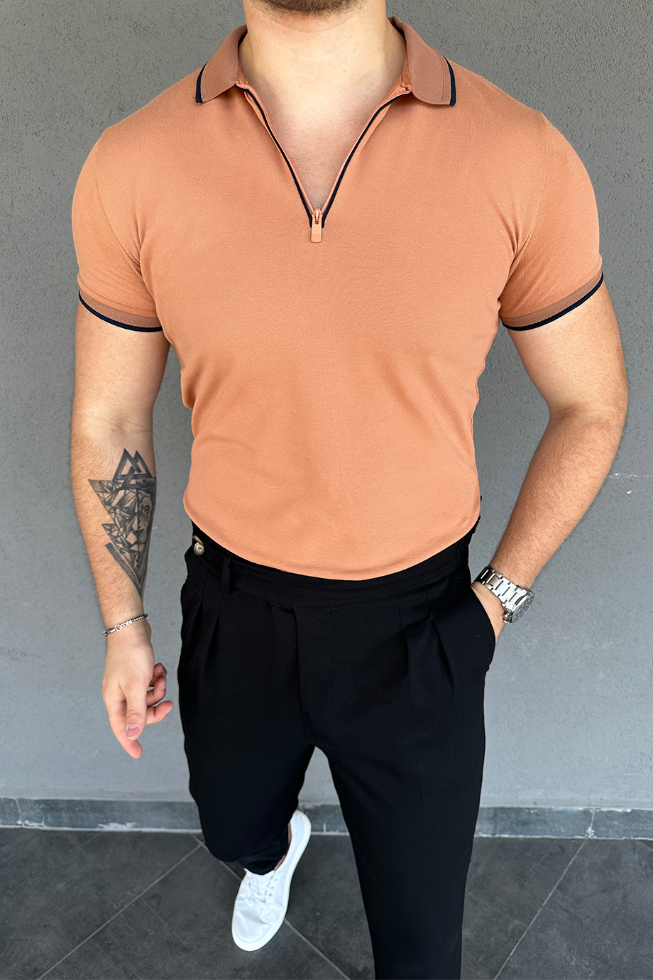 YAVRU AĞZI ÇİZGİLİ POLO YAKA FERMUARLI T SHİRT