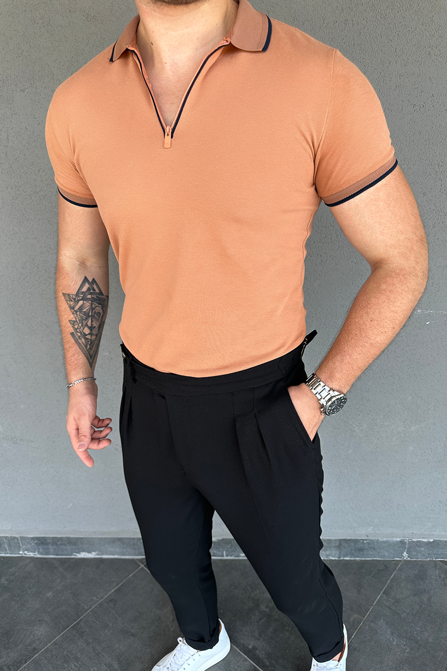 YAVRU AĞZI ÇİZGİLİ POLO YAKA FERMUARLI T SHİRT
