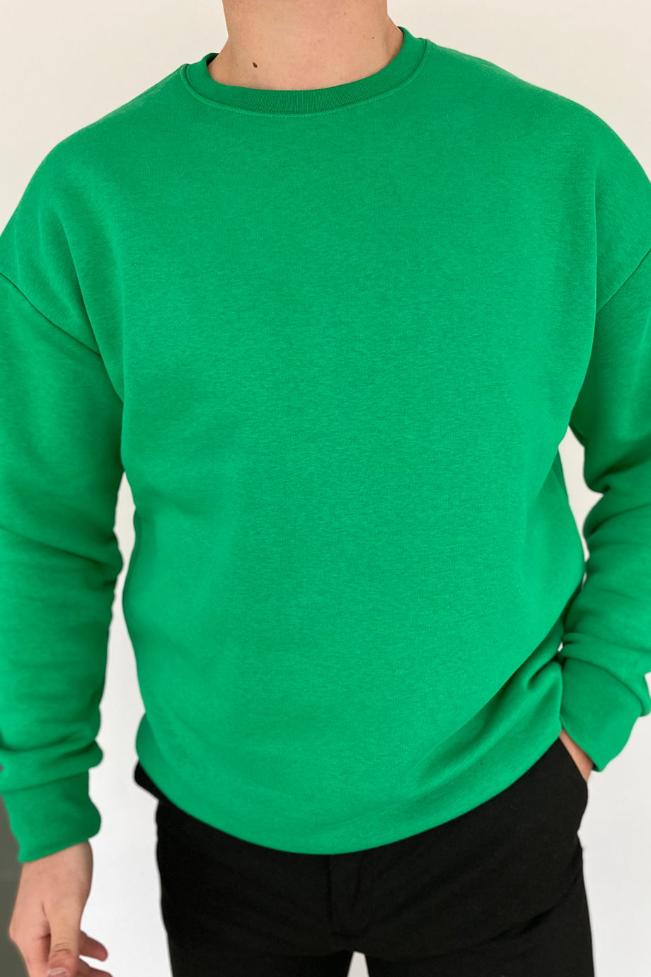 YEŞİL OVERSIZE KALIP BİSİKLET YAKA BASİC SWEATSHİRT