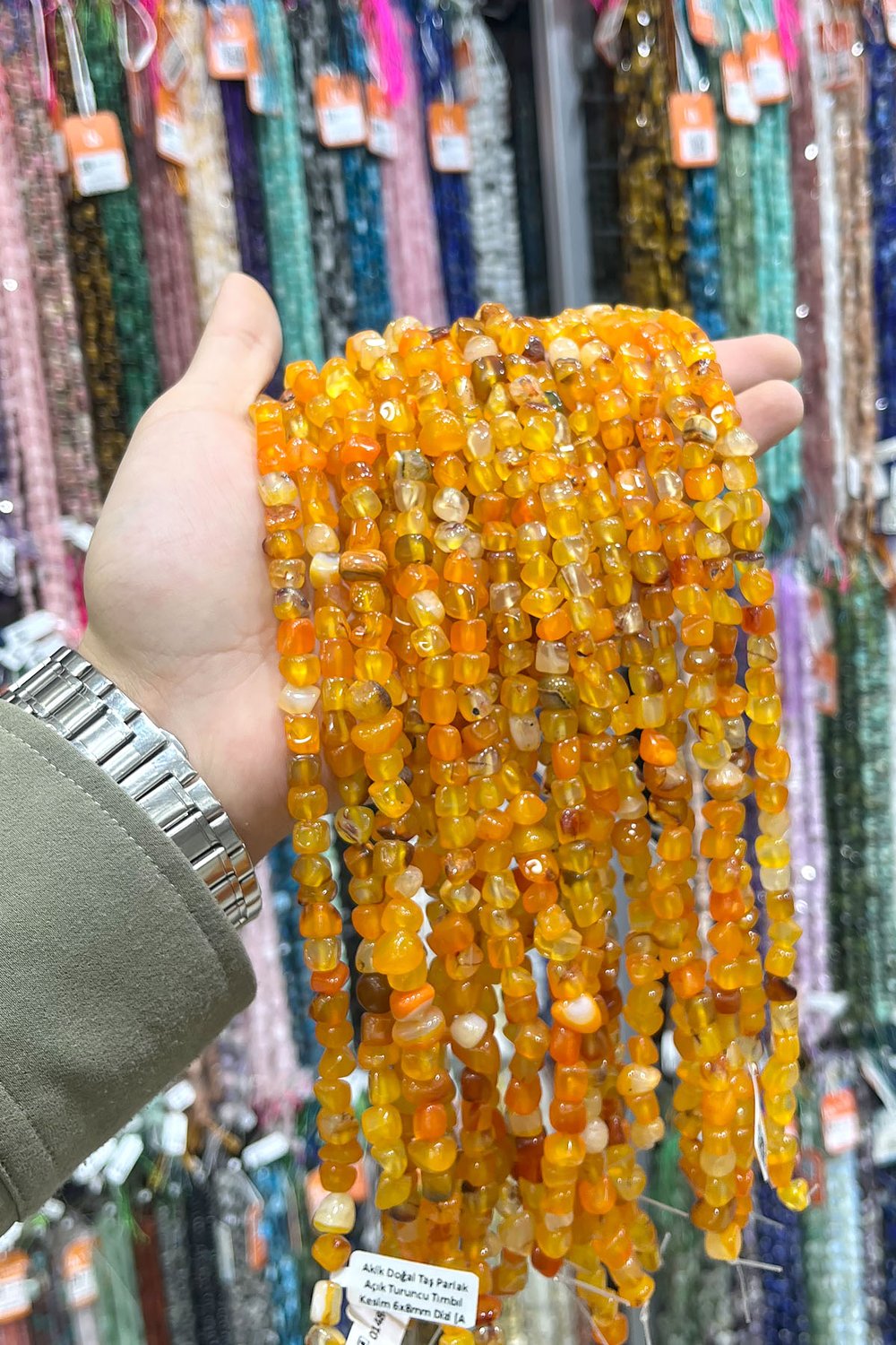 Akik Doğal Taş Parlak Açık Turuncu Tımbıl Kesim 6x8mm Dizi [AA]