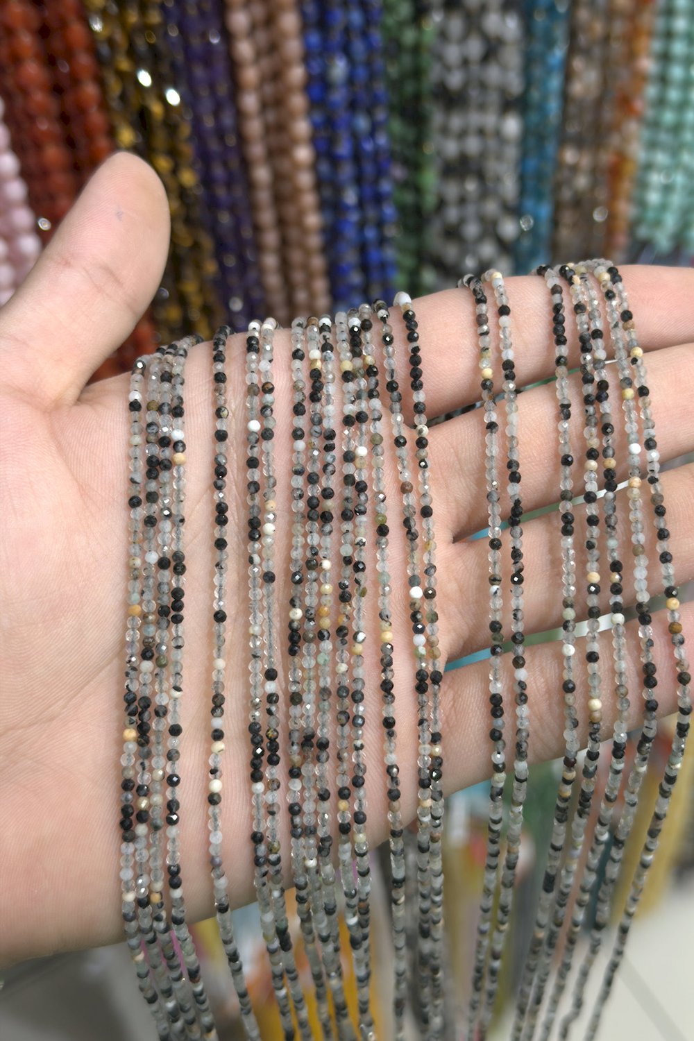 Akik Taşı Küre Faset Kesim Siyah 2mm Doğal Taş Dizi