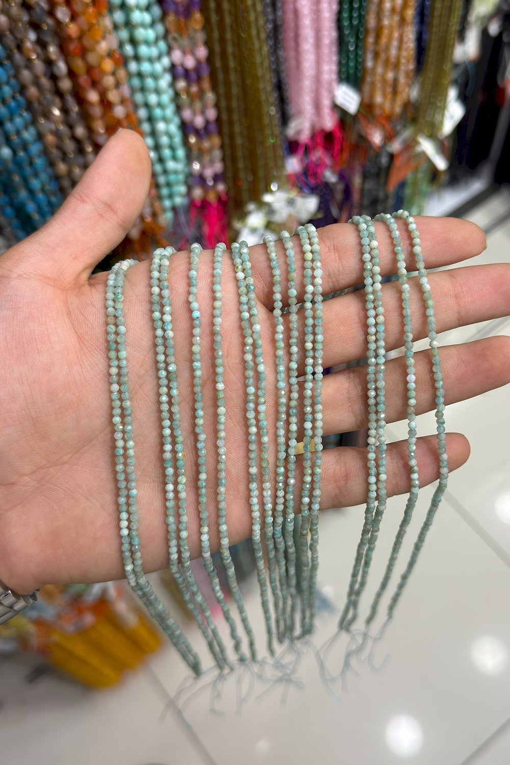 Amazonit Taşı Küre Kristal Kesim Parlak Karışık 2mm Doğal Taş Dizi