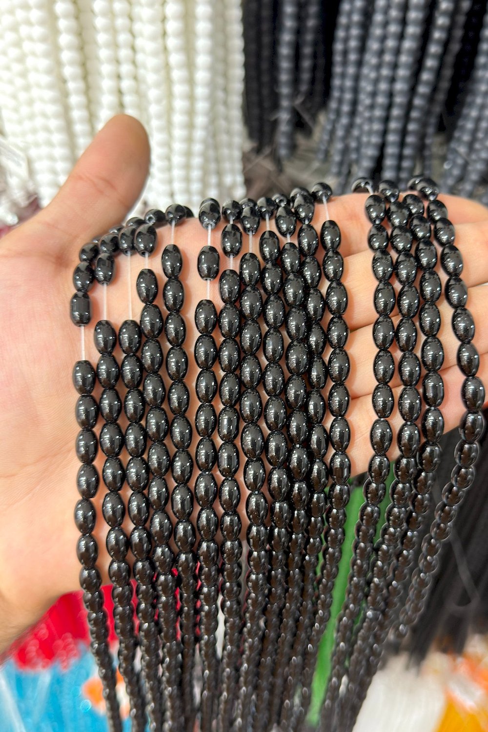 Cam Arpa Kesim Parlak Siyah 6x9mm Dizi