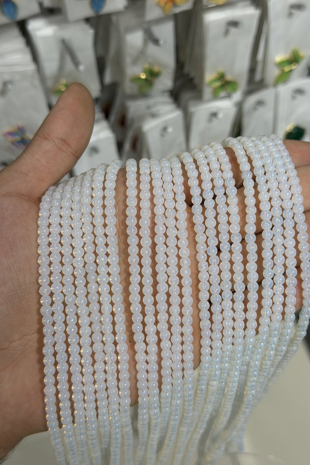 Cam Küre Kesim Parlak Beyaz 4mm Dizi