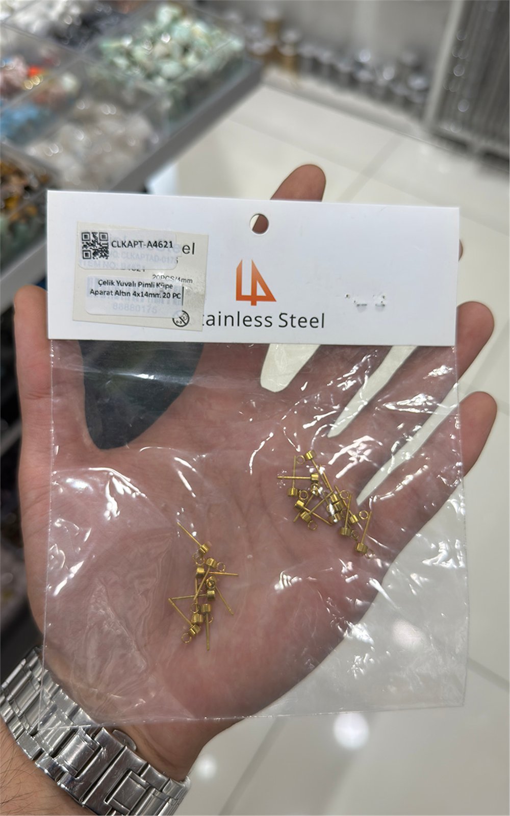 Çelik Yuvalı Pimli Küpe Aparat Altın 4x14mm 20 PCS