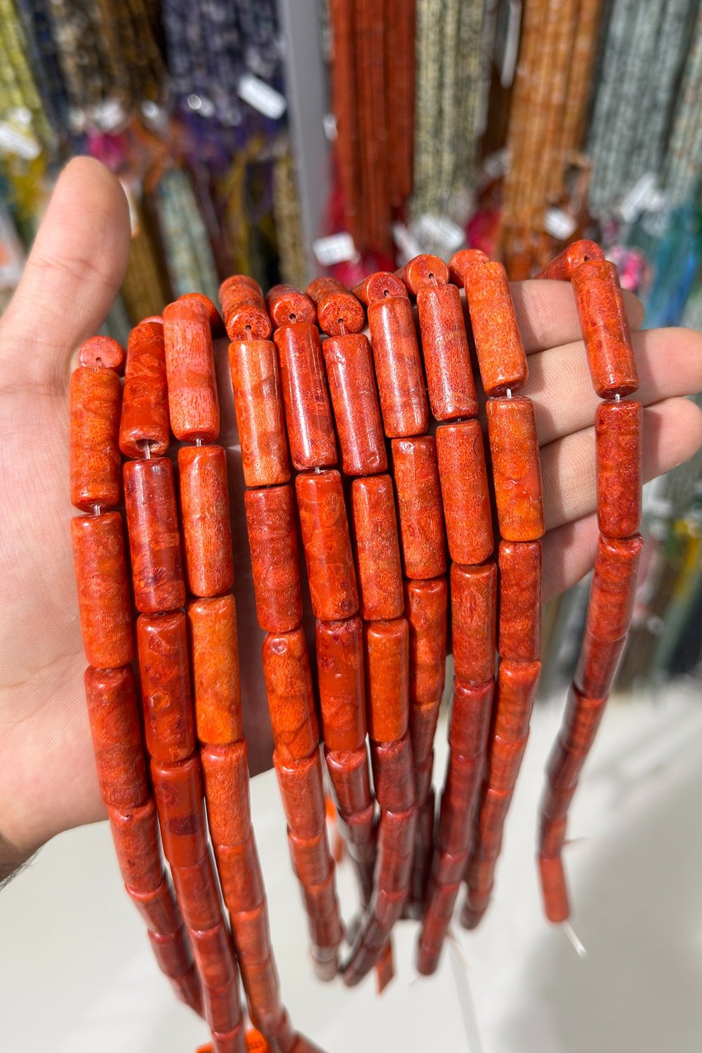 Çim Mercan Taşı Silindir Kesim Parlak Kırmızı 12x30mm Doğal Taş Dizi [AA]