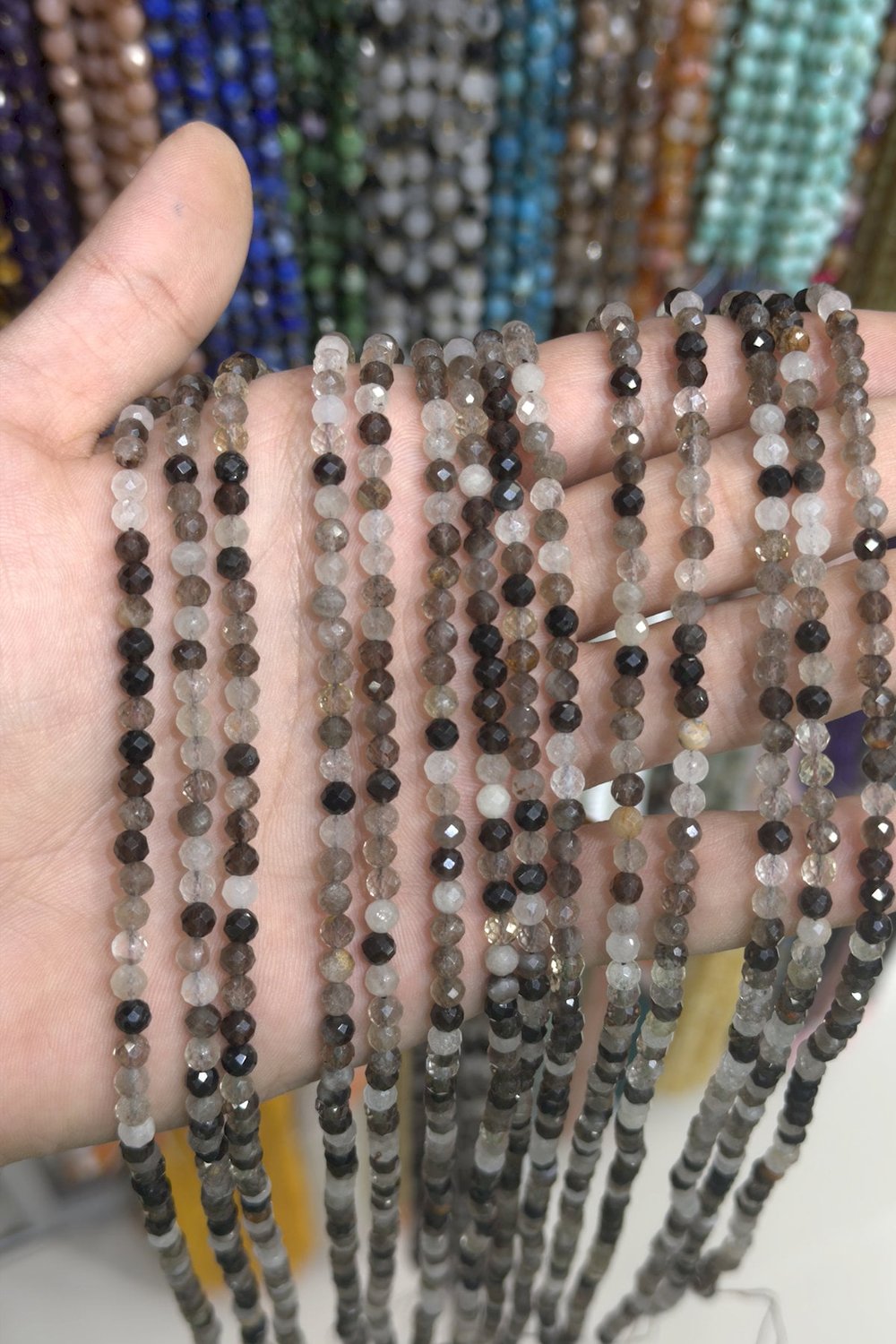 Rutil Kuvars Taşı Faset Küre Kesim 4mm Doğal Taş Dizi