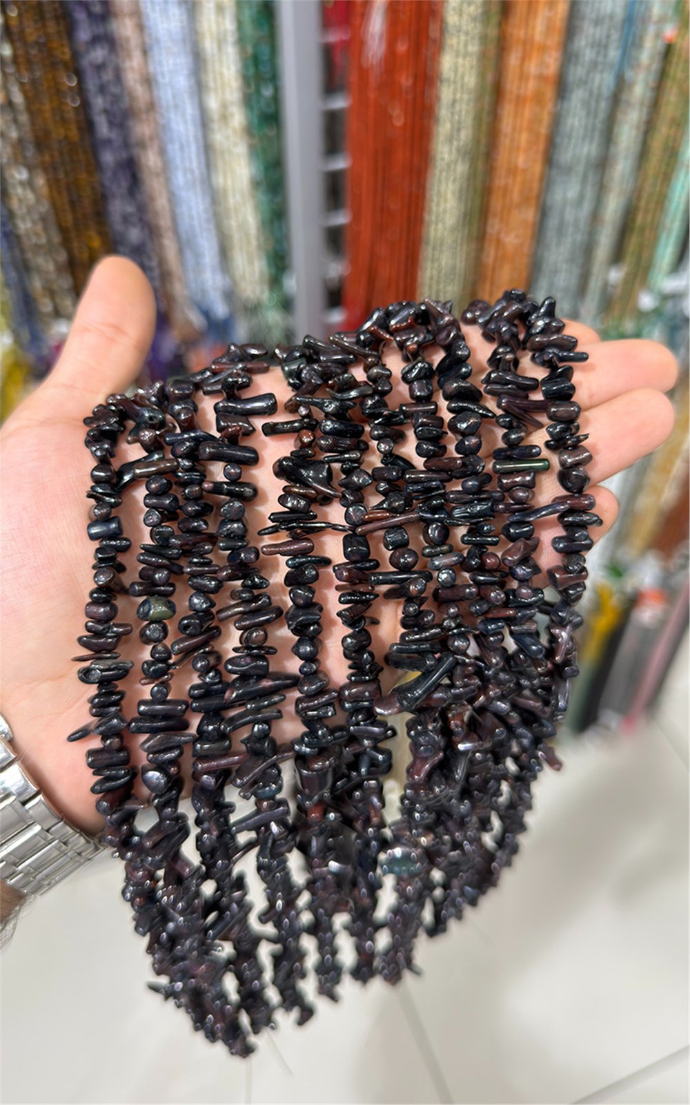 Dal Mercan Taşı Parlak Siyah Doğal Taş Dizi [AA]