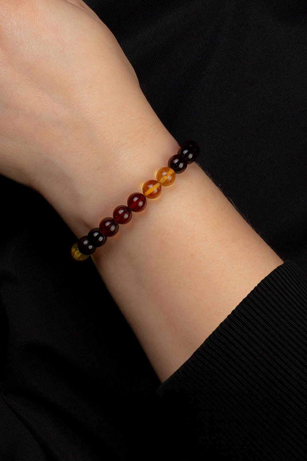 Amber Shiny Yellow-Brown 8mm Round Adult Bracelet 7,20-7,50 g