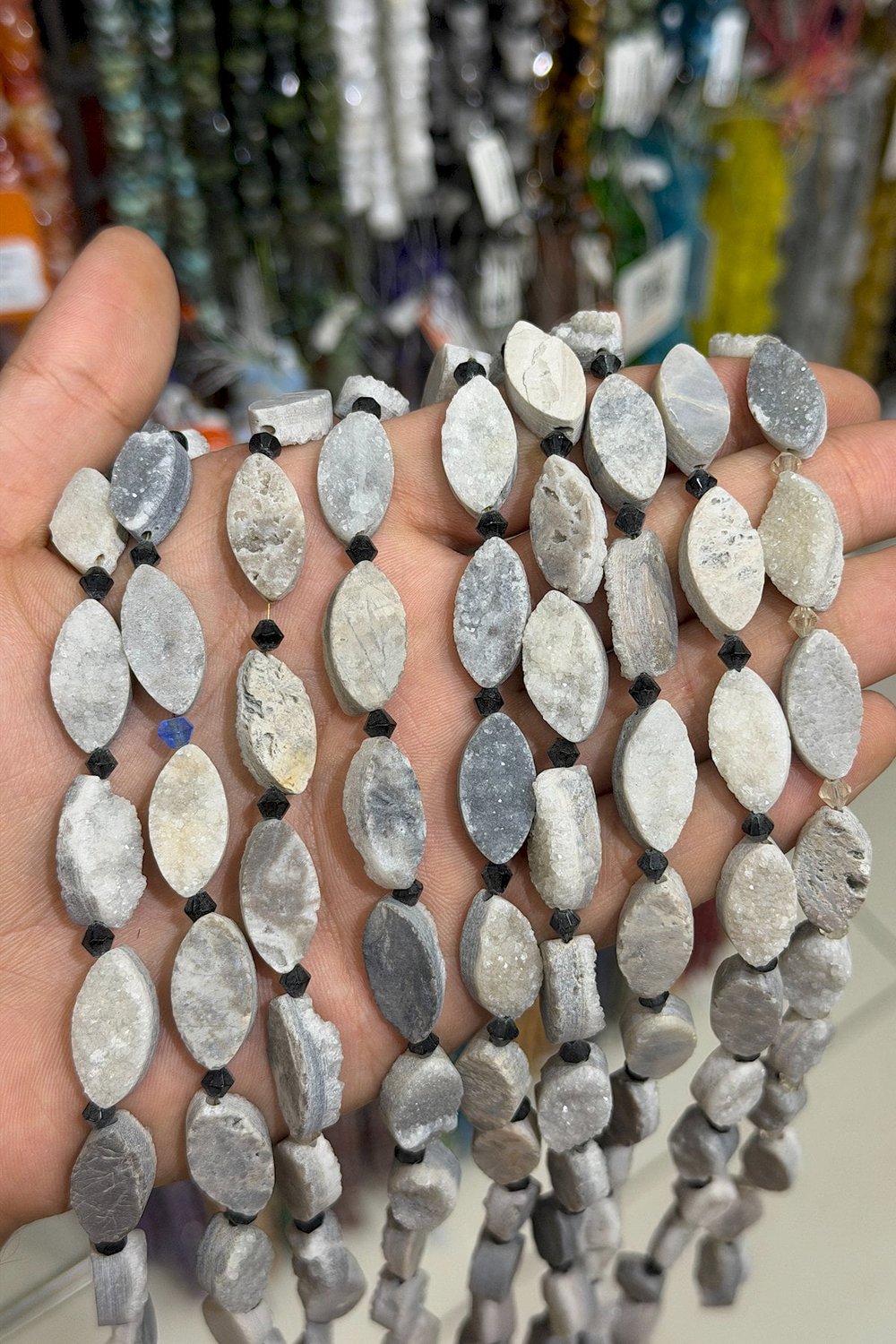 Druze Akik Taşı Badem Kesim Mat 10x20mm Doğal Taş Dizi