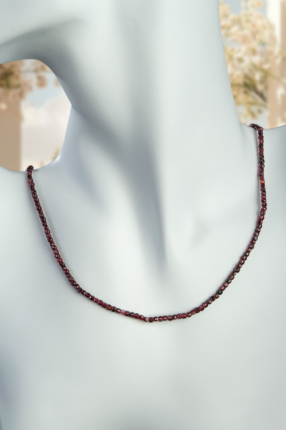Garnet Doğal Taş Faset Küp Kesim 2,5mm Kolye